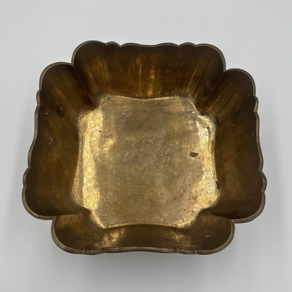 Vintage Art Deco Ornate Footed Solid Yellow Brass Square Ruffled Bowl - Picture 4 of 13